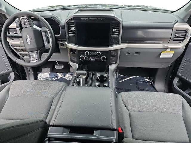 2023 Ford F-150 Lightning XLT