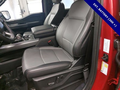 2025 Ford F-150 Lightning Lariat