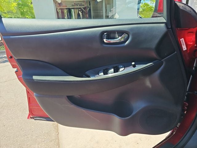 2022 Nissan Leaf SV Plus