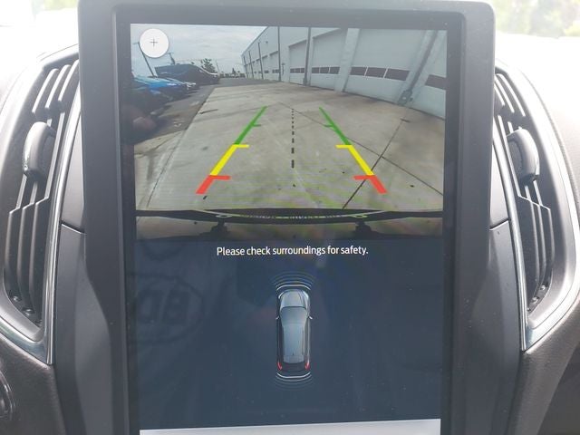 2023 Ford Edge Titanium