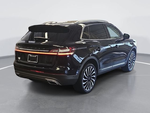 2022 Lincoln Nautilus Black Label