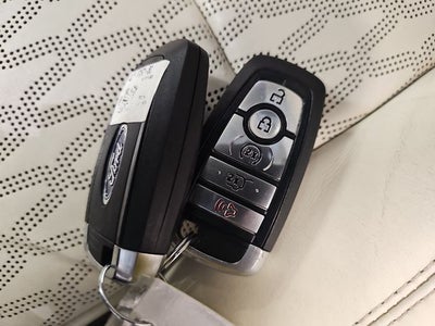2022 Lincoln Nautilus Black Label