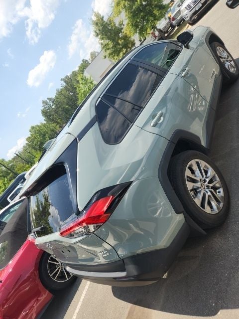 2022 Toyota RAV4 XLE Premium