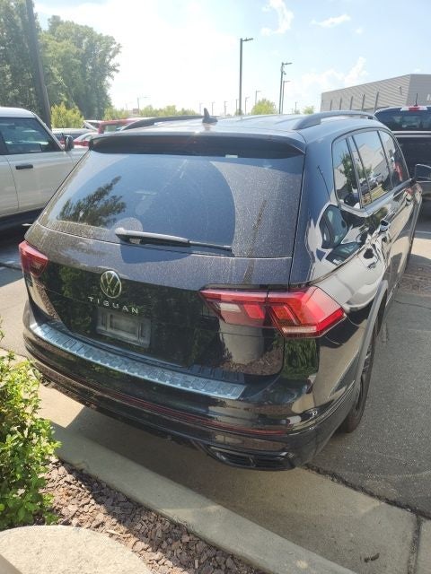 2022 Volkswagen Tiguan 2.0T SE R-Line Black