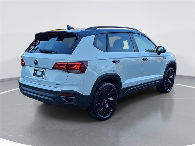 2024 Volkswagen Taos 1.5T SE
