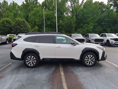 2025 Subaru Outback Premium