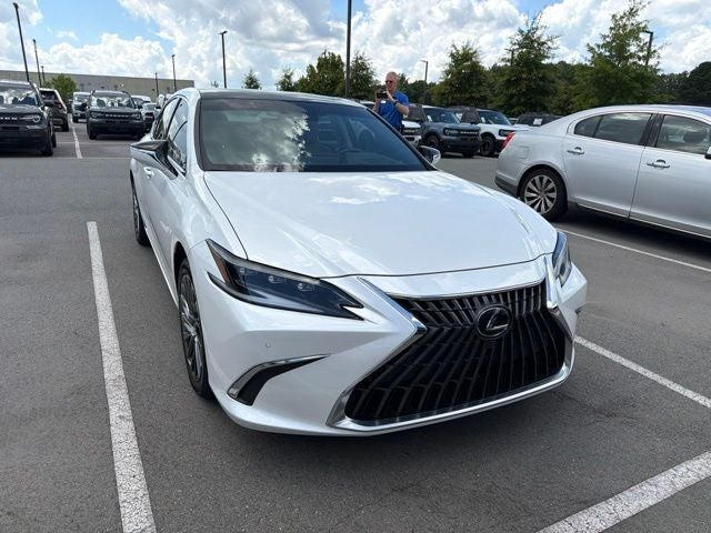 2024 Lexus ES 350 Ultra Luxury