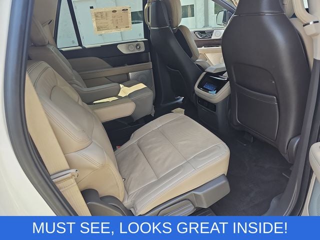 2022 Lincoln Navigator L Reserve