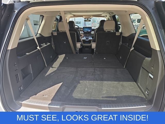 2022 Lincoln Navigator L Reserve