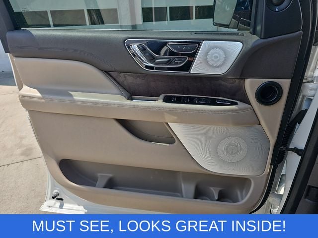 2022 Lincoln Navigator L Reserve