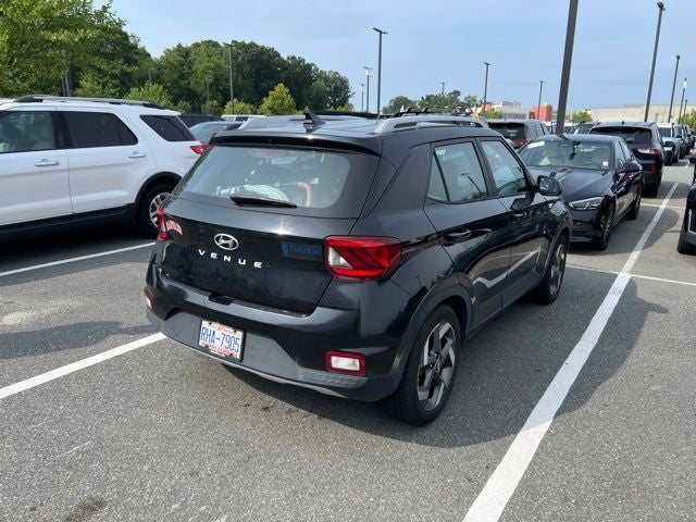 2021 Hyundai Venue SEL