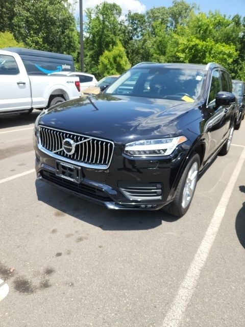 2020 Volvo XC90 T6 Momentum AWD's photo