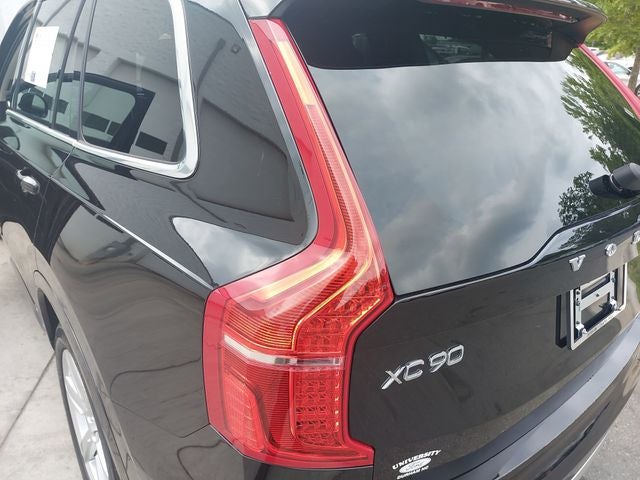 2020 Volvo XC90 T6 Momentum