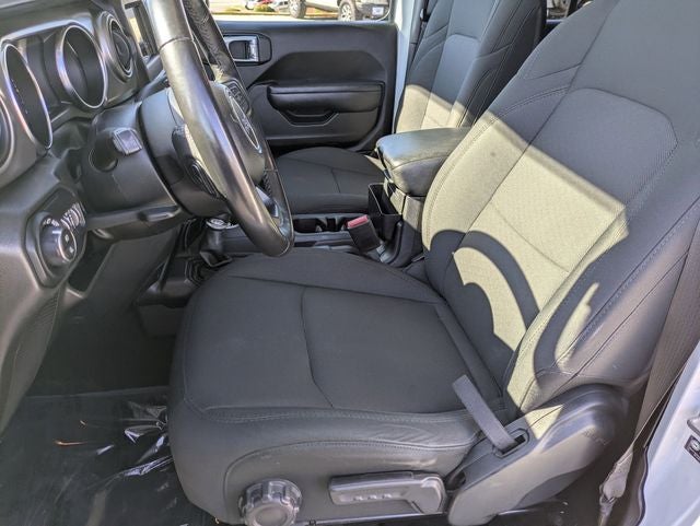 2022 Jeep Gladiator Sport