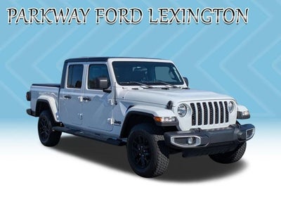 2022 Jeep Gladiator Sport