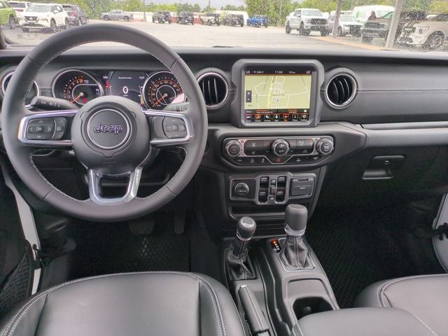 2023 Jeep Gladiator Overland