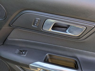 2022 Ford Mustang EcoBoost