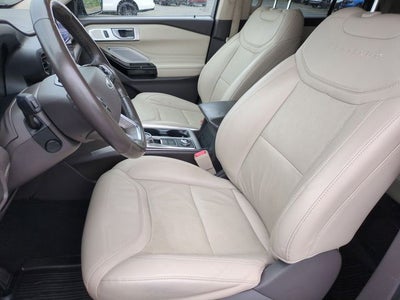 2022 Ford Explorer Platinum