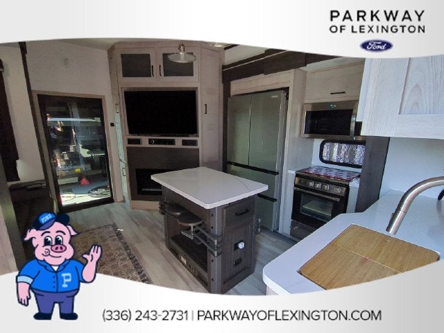 2024 Keystone Fuzion 373 Model - FZ37324 TOY HAULER