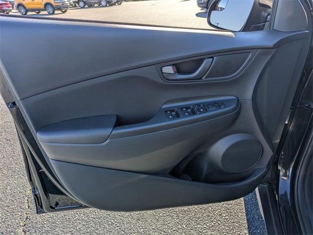 2022 Hyundai Kona SE